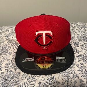Minnesota Twins New Era Red Ne-tech Exclusively engineered for MLB players